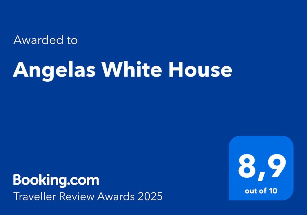 Angelas White House 스탐순드 외부 사진